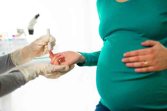 Tiểu đường thai kì có thể sẽ gây ra những biến chứng cho cả mẹ và bé.