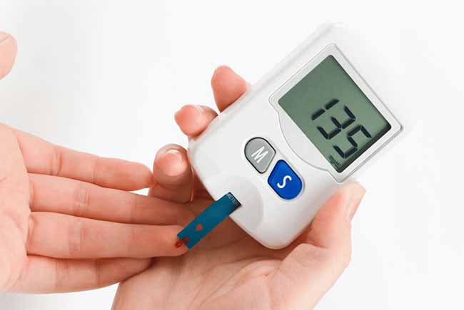 Tiểu đường huyết tuýp 2 thường phát hiện ra muộn khiến việc kiểm soát đường huyết rất khó khăn.